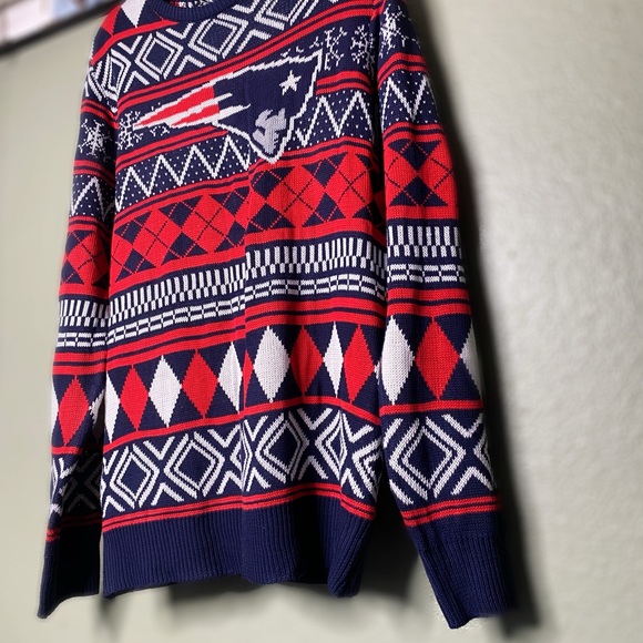 *Brand New* NFL New England Patriots Ugly Christmas Sweater. NFL Team Apparel - Picture 6 of 8